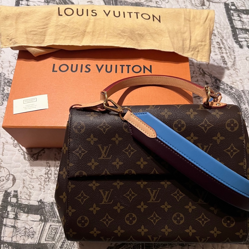 Louis Vuitton Cluny MM
